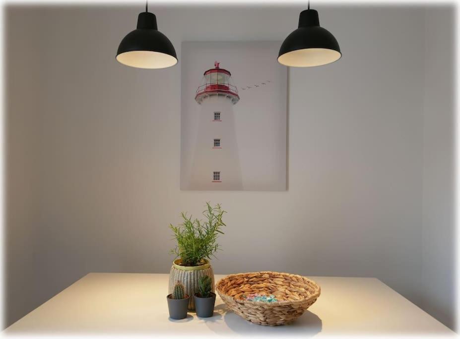 Gemuetlich - 2 Zimmer-Altbau, 24H Check-In Kiel Bagian luar foto